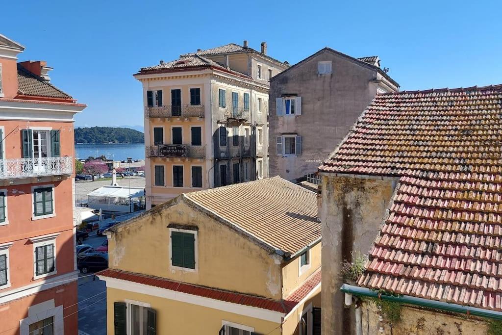 Old Port View Apartment, Διαμέρισμα Στο Κέντρο 2 Υπνοδωματίων Corfu  Exterior photo